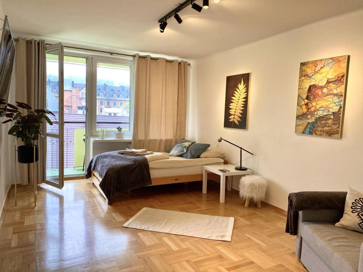 Uroczy Apartament 50 metrów od Krupówek, 2 osobne sypialnie Zakopane Exterior foto